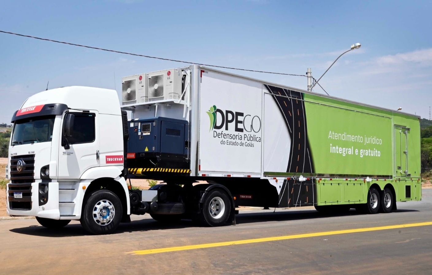 Carreta DPE-GO leva atendimento jurídico gratuito a mutirão em Goiânia