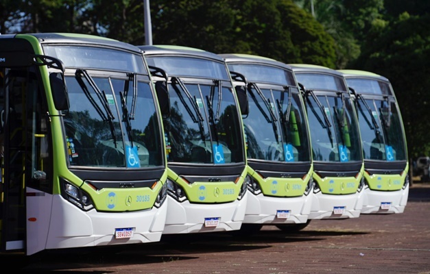 Cartão Família poderá ser usado por até cinco pessoas no transporte coletivo