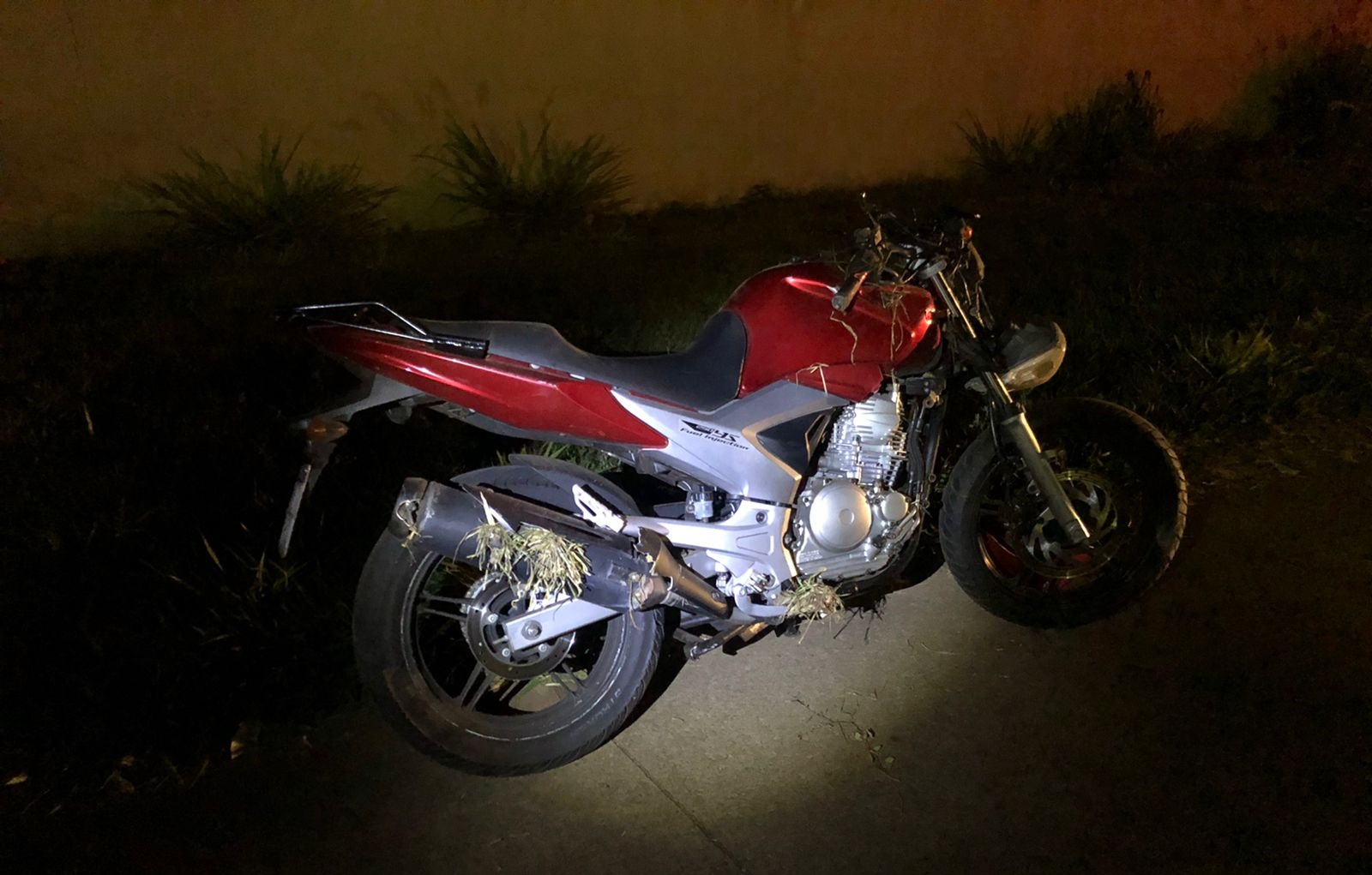 Catador de recicláveis morre atropelado por moto em avenida de Goiânia