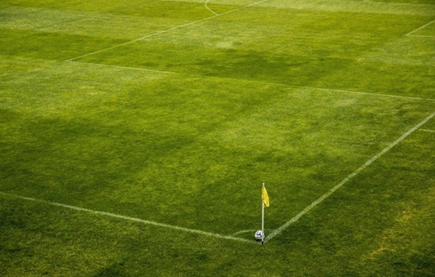 CBF faz pesquisa entre profissionais do futebol para buscar solução contra discriminações