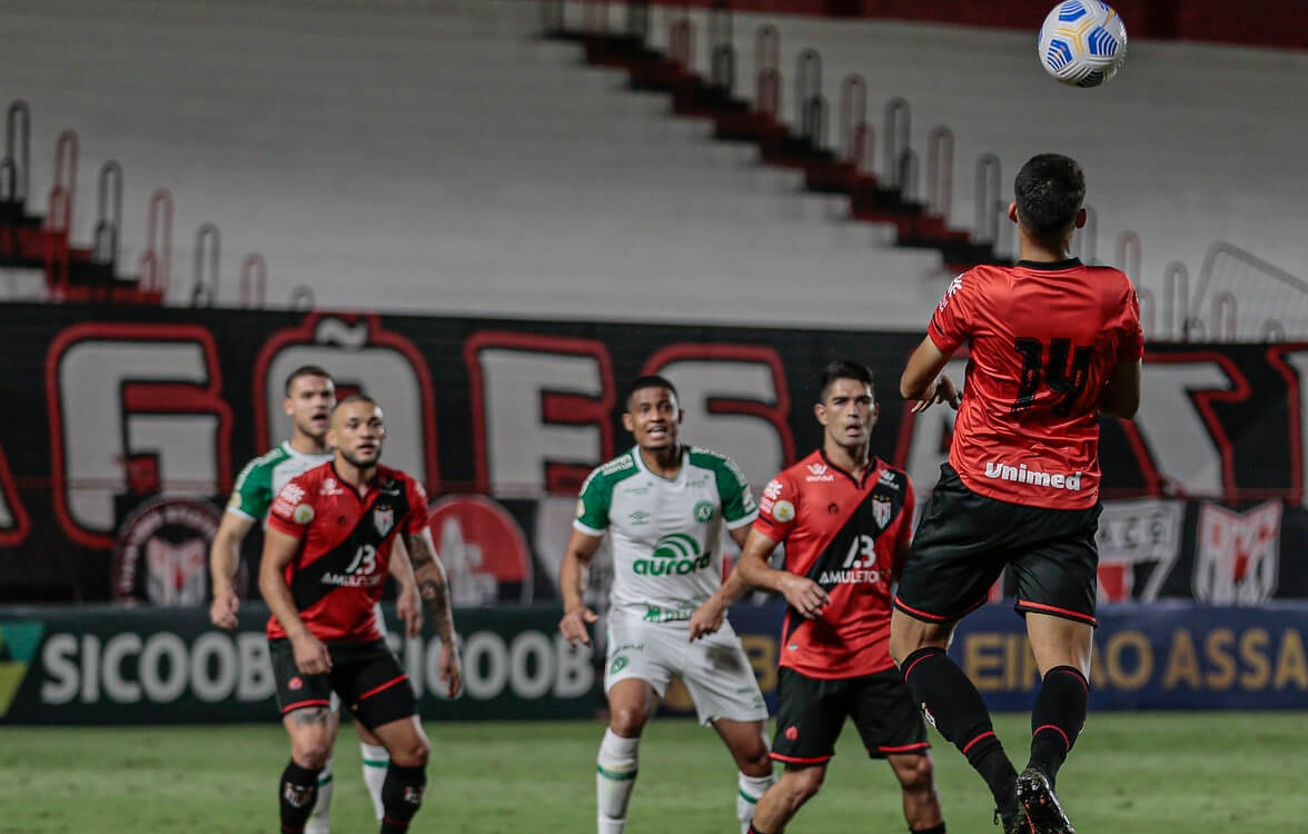 CBF revela nova data para Chapecoense x Atlético-GO