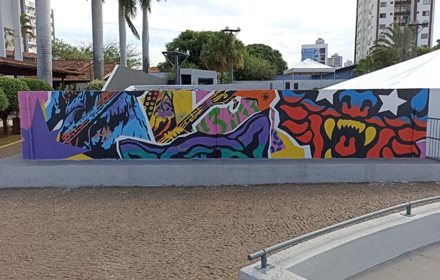 Centro Cultural Martim Cererê ganha mural do artista Danilo Itty 