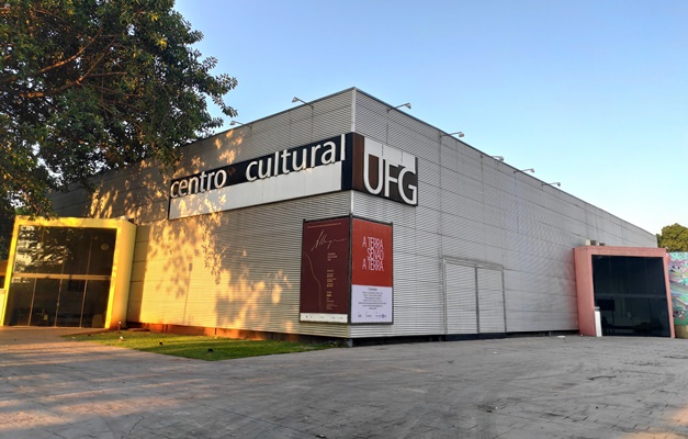 Centro Cultural UFG é recanto de arte no Setor Universitário