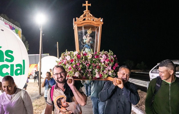 Centro de Apoio ao Romeiro de Muquém recebe imagem de Nossa Senhora d’Abadia
