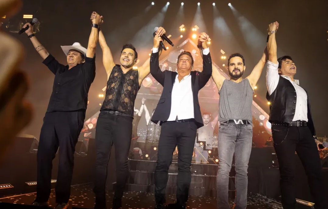 Chitãozinho e Xororó, Zezé Di Camargo e Luciano, Leonardo e mais sertanejos anunciam turnê