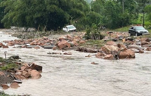 Chuvas matam duas pessoas em Gramado no Rio Grande do Sul