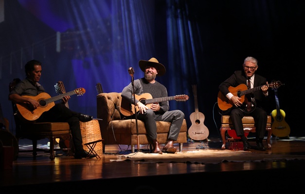 Cine Teatro São Joaquim recebe show inédito de Marcus Biancardini