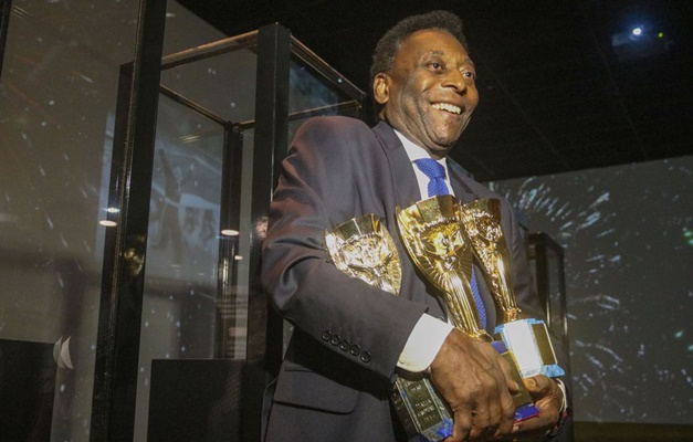 Com 1.281 gols, Pelé é o maior artilheiro da história do futebol