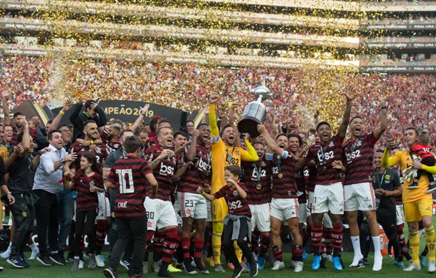 Com cofres cheios, Fla ameaça concretizar hegemonia no futebol brasileiro