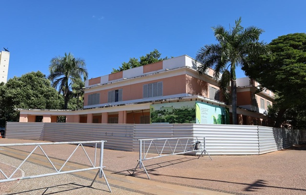 Começa restauração do antigo Fórum de Goiás na Praça Cívica em Goiânia
