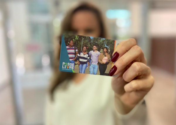 Começam o cadastramento e recadastramento do Passe Livre Estudantil