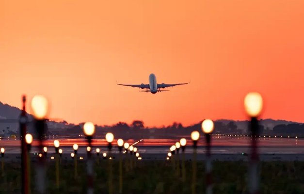 Comissão do Senado aprova passagens aéreas gratuitas para pessoas com deficiência