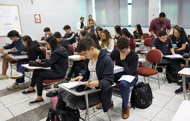 Como é calculada a nota do Enem? Confira outras perguntas frequentes