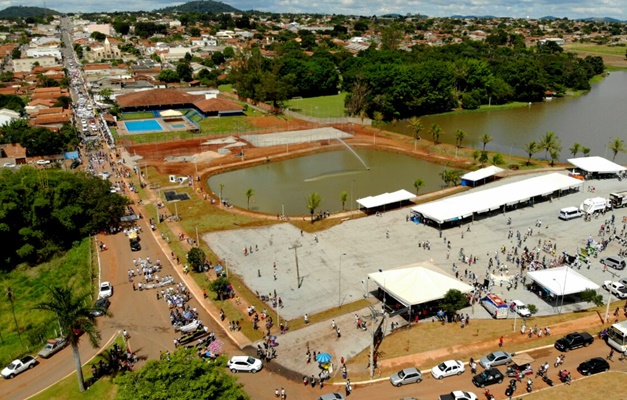 Concurso público da Prefeitura de Goianira oferece salário de até R$ 3,1 mil