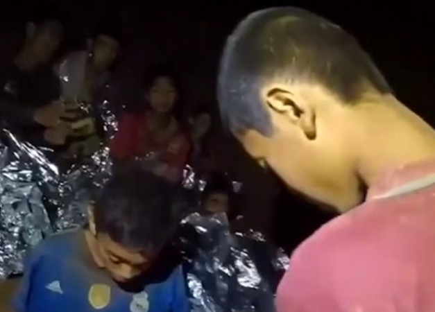 Confira como foi o resgate dos meninos presos em caverna na Tailândia