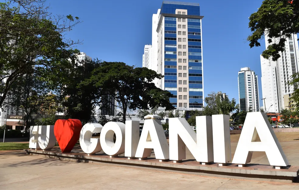 Confira o que abre e fecha em Goiânia no feriado da Padroeira da capital 