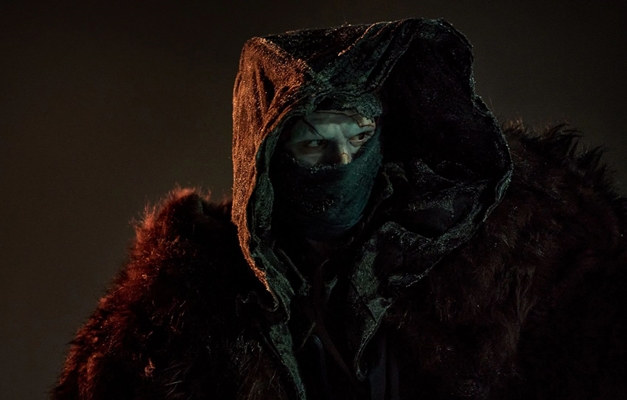 Conflito gótico entre pai e filho revitaliza ‘Frankenstein’