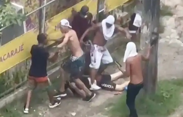 Confronto entre torcidas no Recife deixa ao menos 12 feridos