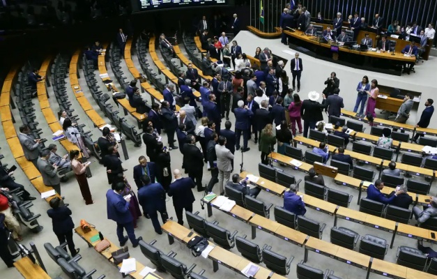 Congresso dá 10 dias para governo ter alternativa ao aumento do IOF