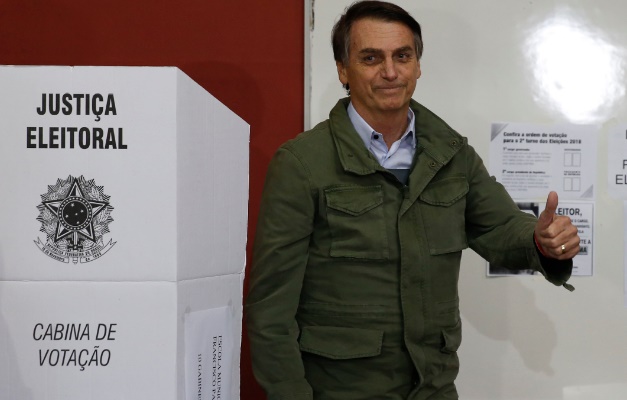 Conheça a história de Jair Bolsonaro, novo presidente eleito do Brasil