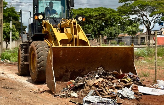 Consórcio Limpa Gyn inicia plano de remoção de entulho em Goiânia