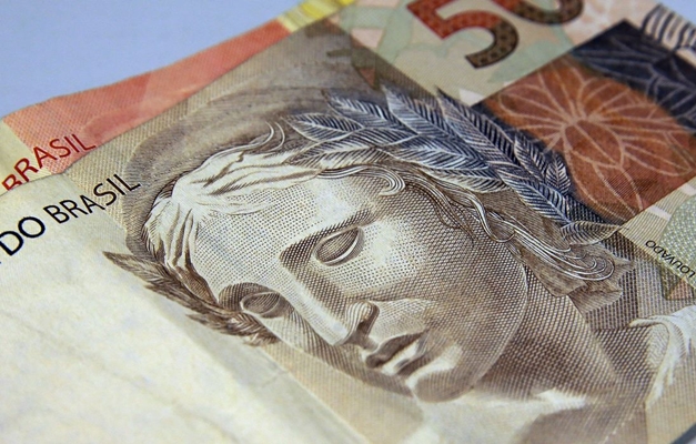Contas públicas devem fechar o ano com déficit de R$ 787,45 bilhões