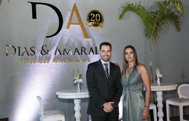 Coquetel marca 20 anos do Dias & Amaral Advogados e Associados, em Goiânia 