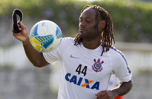 Corinthians divulga inscritos da Libertadores com Love e garotos da Copinha