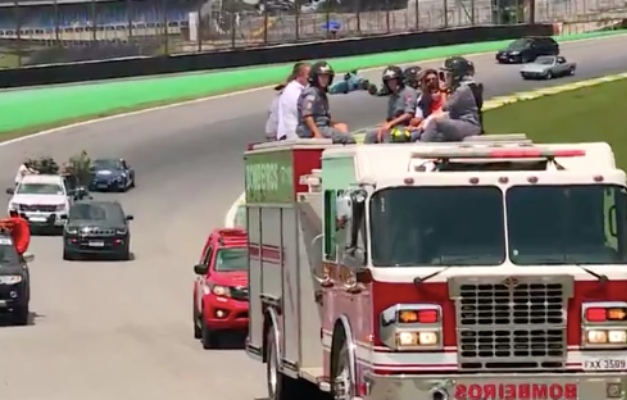 Corpo de Wilson Fittipaldi é homenageado em pista de Interlagos