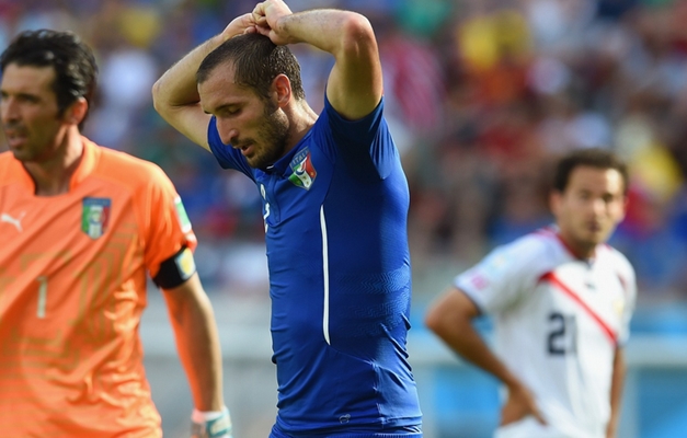 Costa Rica vence Itália por 1 a 0 e se classifica para as oitavas 