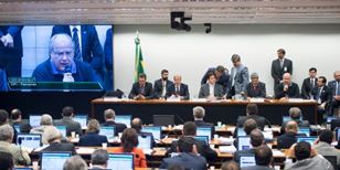 CPI da Petrobras contrata Kroll para rastrear dinheiro enviado ao exterior