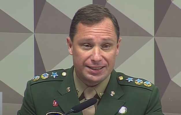 CPMI dos atos de 8 de janeiro interroga ex-ajudante de ordens de Bolsonaro