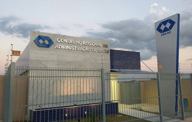 CRA-GO celebra 60 anos da Administração com homenagens a profissionais