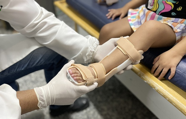 Crer entrega 167 dispositivos ortopédicos na cidade de Iporá