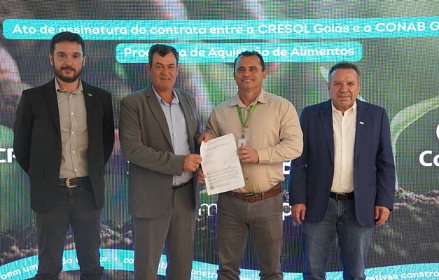 Cresol e Conab fecham parceria de R$ 30 milhões em Goiás