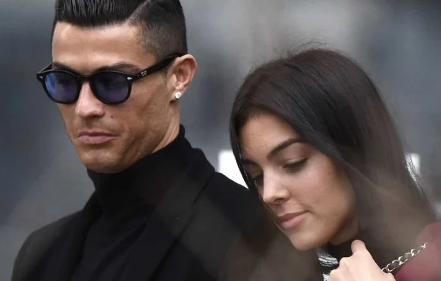 Cristiano Ronaldo comunica a morte de filho recém-nascido: 'Maior dor'