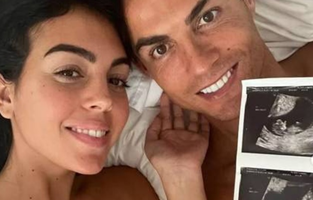 Cristiano Ronaldo revela que guarda as cinzas do filho em casa