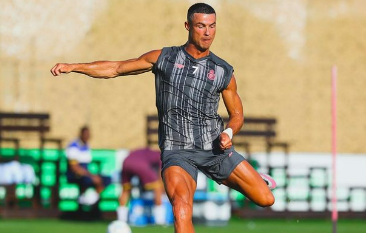 Cristiano Ronaldo pode se tornar jogador mais bem pago do futebol