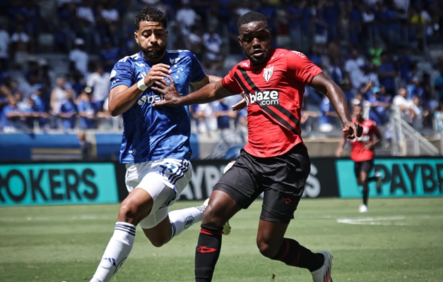Cruzeiro vence o Atlético-GO por 3 a 1 em manhã inspirada de Kaio Jorge
