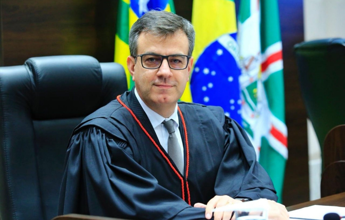 Cyro Terra é reconduzido ao cargo de procurador-geral de Justiça de Goiás