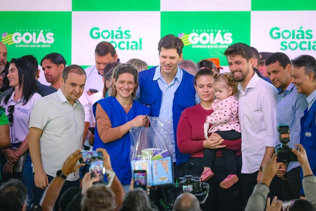 Daniel Vilela abre Goiás Social em Valparaíso de Goiás