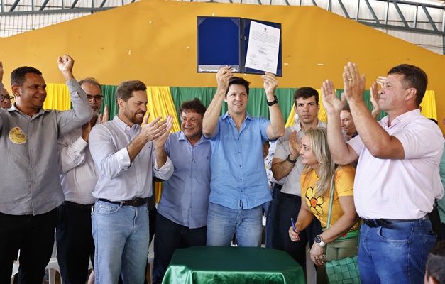 Daniel Vilela anuncia mais de R$ 25 milhões para infraestrutura