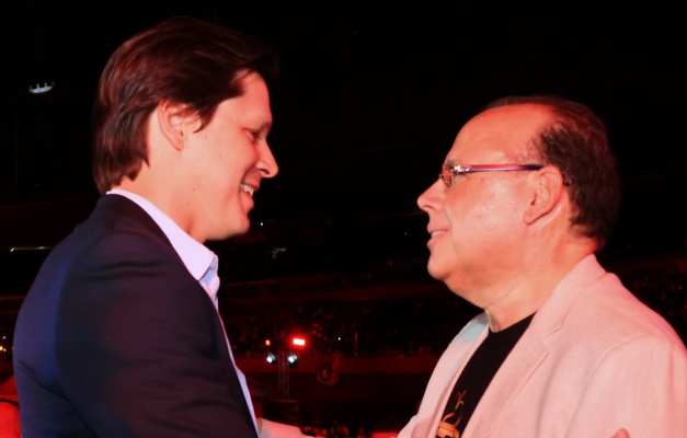 Daniel Vilela destaca papel social da Igreja Videira em Goiânia