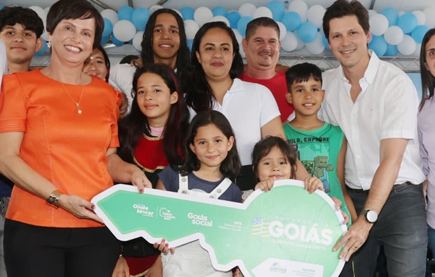 Daniel Vilela entrega 89 casas a custo zero em Água Limpa e Rio Quente