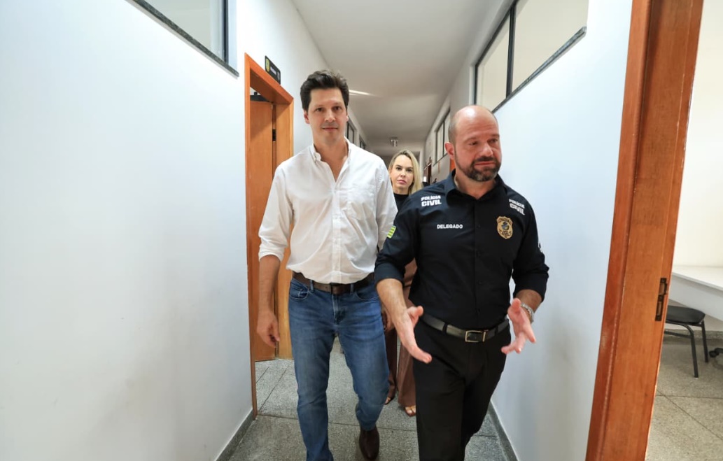 Daniel Vilela entrega complexo de delegacias em Caldas Novas