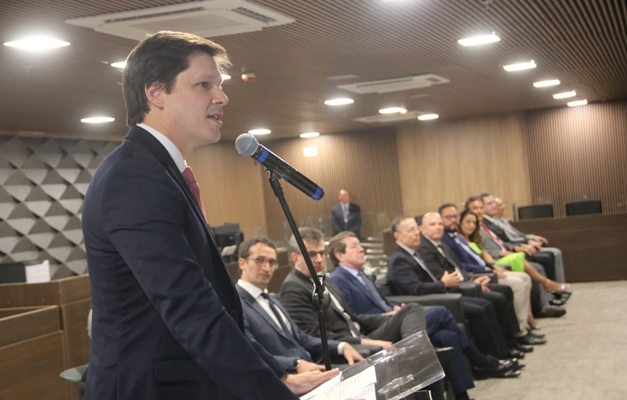 Daniel Vilela participa de inauguração do novo Tribunal do Júri de Goiânia