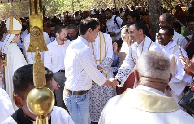 Daniel Vilela participa de Romaria de Bom Jesus da Lapa