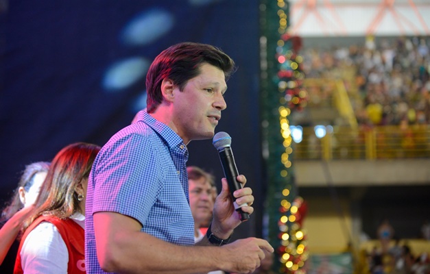 Daniel Vilela recebe título de cidadania em Luziânia, no Entorno do DF
