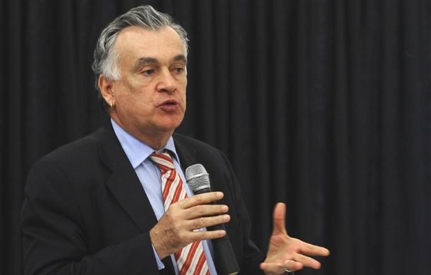 De volta ao ministério da Cultura, Juca diz que não vai 'brigar com Marta'