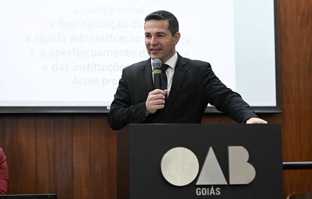 Decisão do STF sobre imunidade profissional "é uma vitória”, afirma Lara